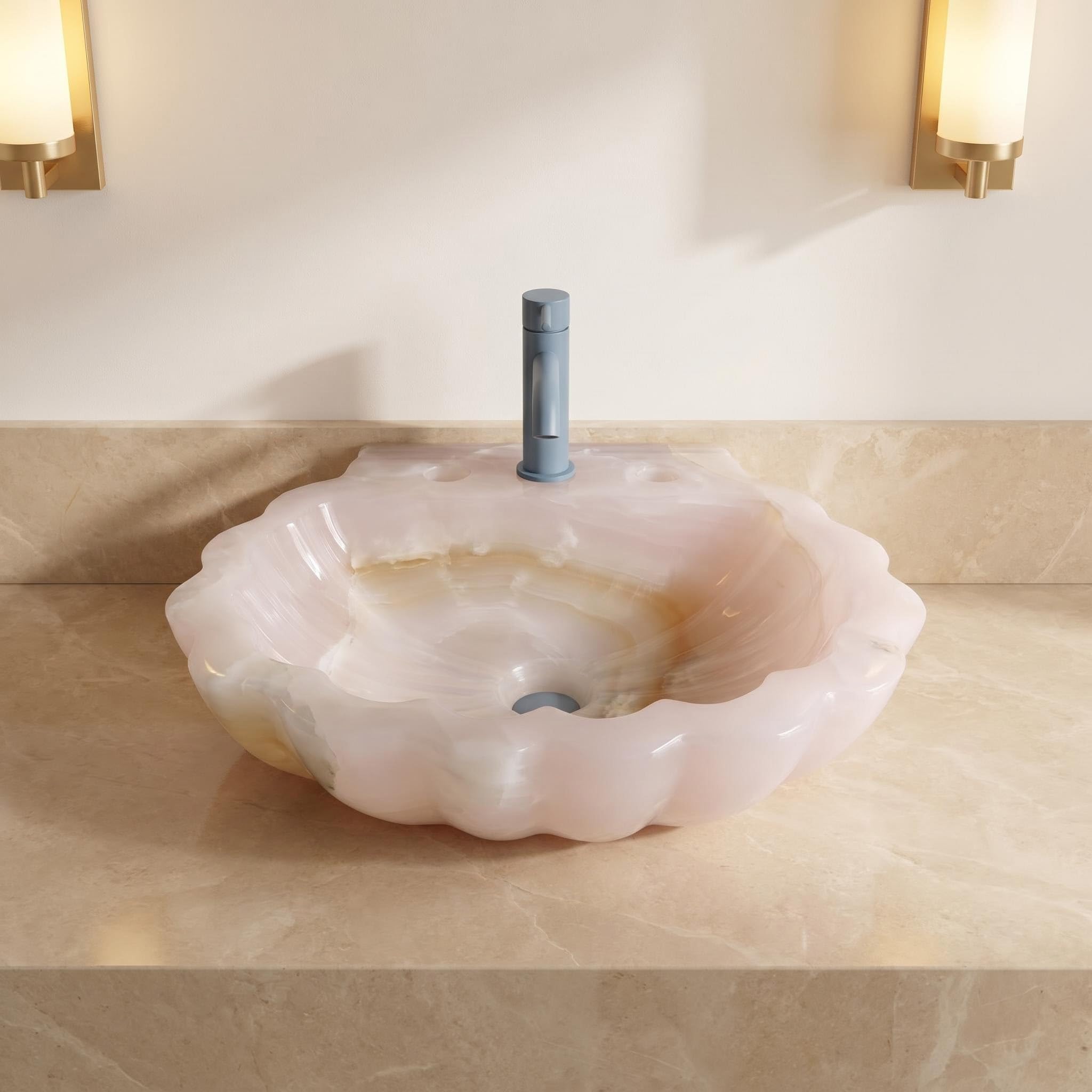 Lavandino da parete in onice rosa con design floreale