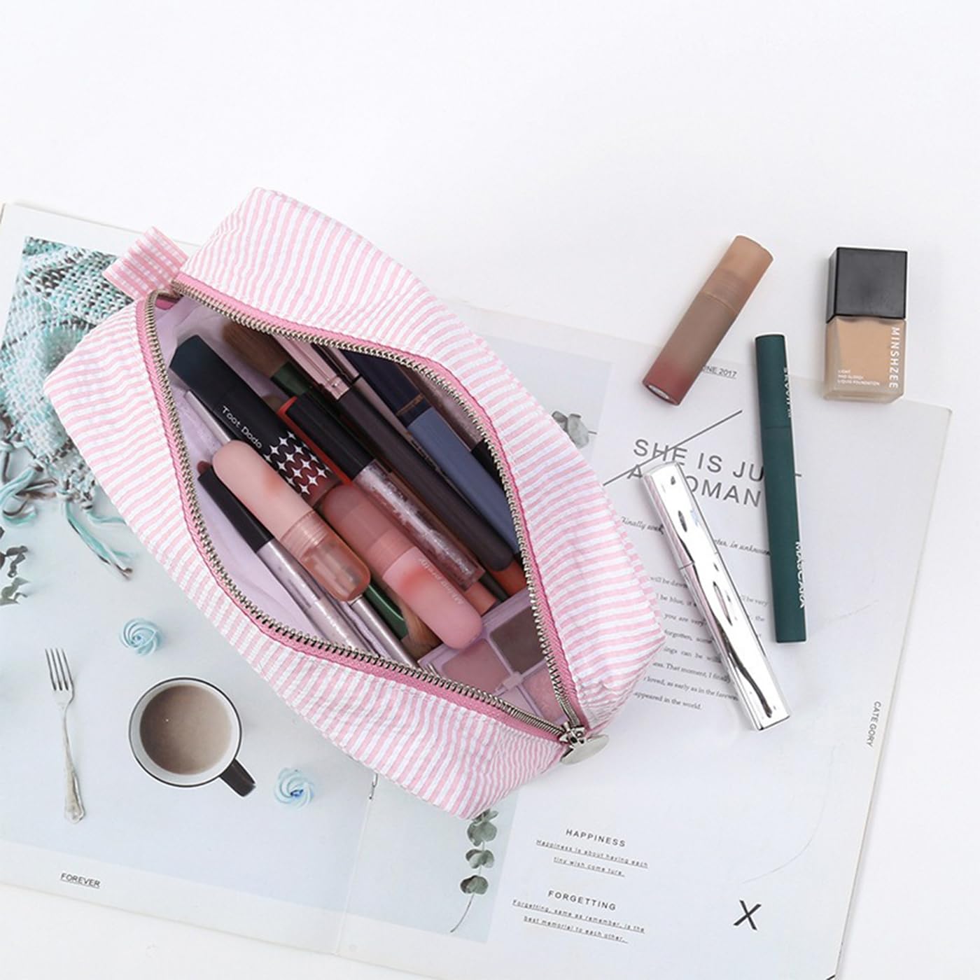 Borsa per trucco personalizzata ricamata in popeline - Organizer cosmetico personalizzato con monogramma, regalo per matrimonio e bomboniera per festa nuziale