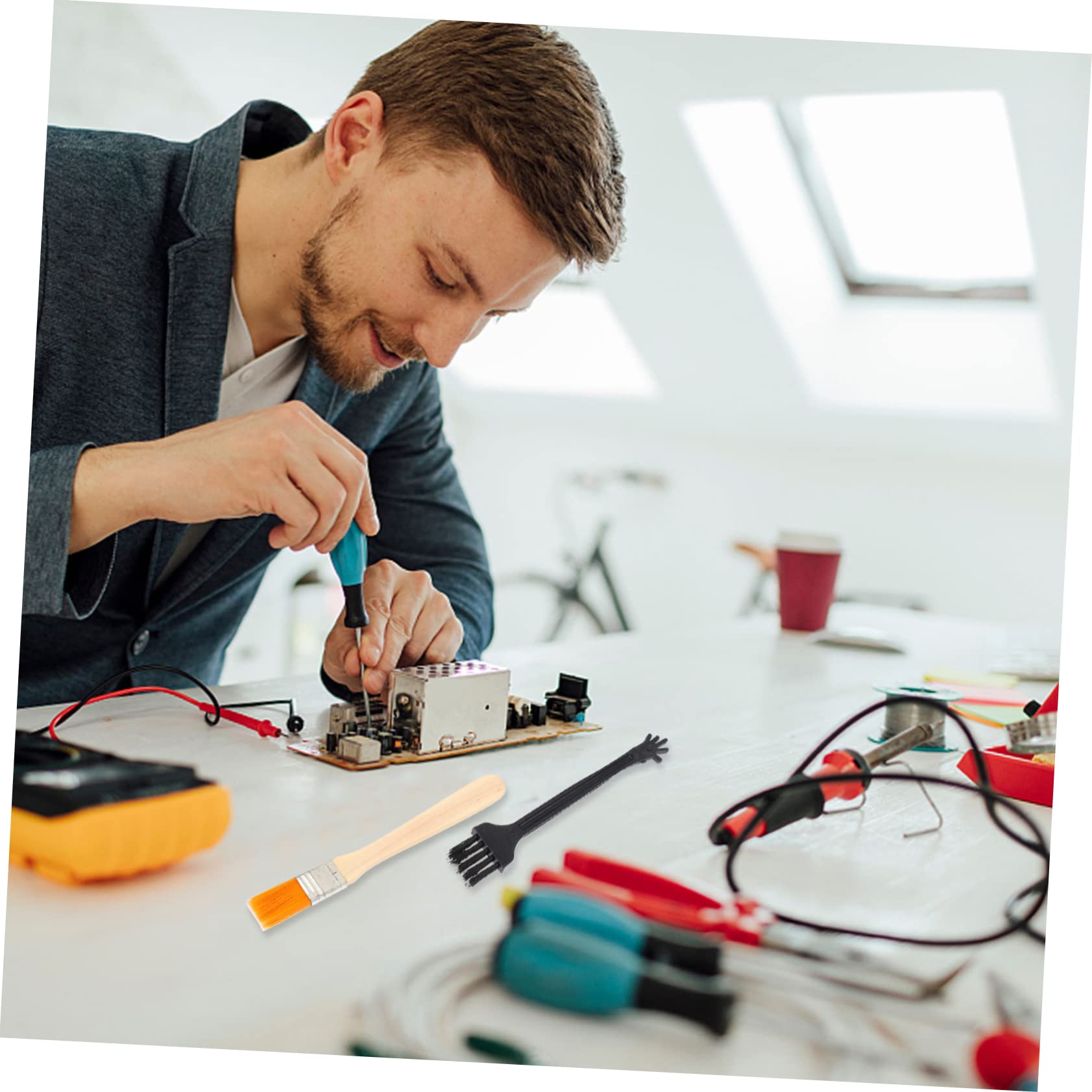 HOMOCONO 2 Pack Headphone Tool Set Air Blower Brush Kit for Removal Random Color