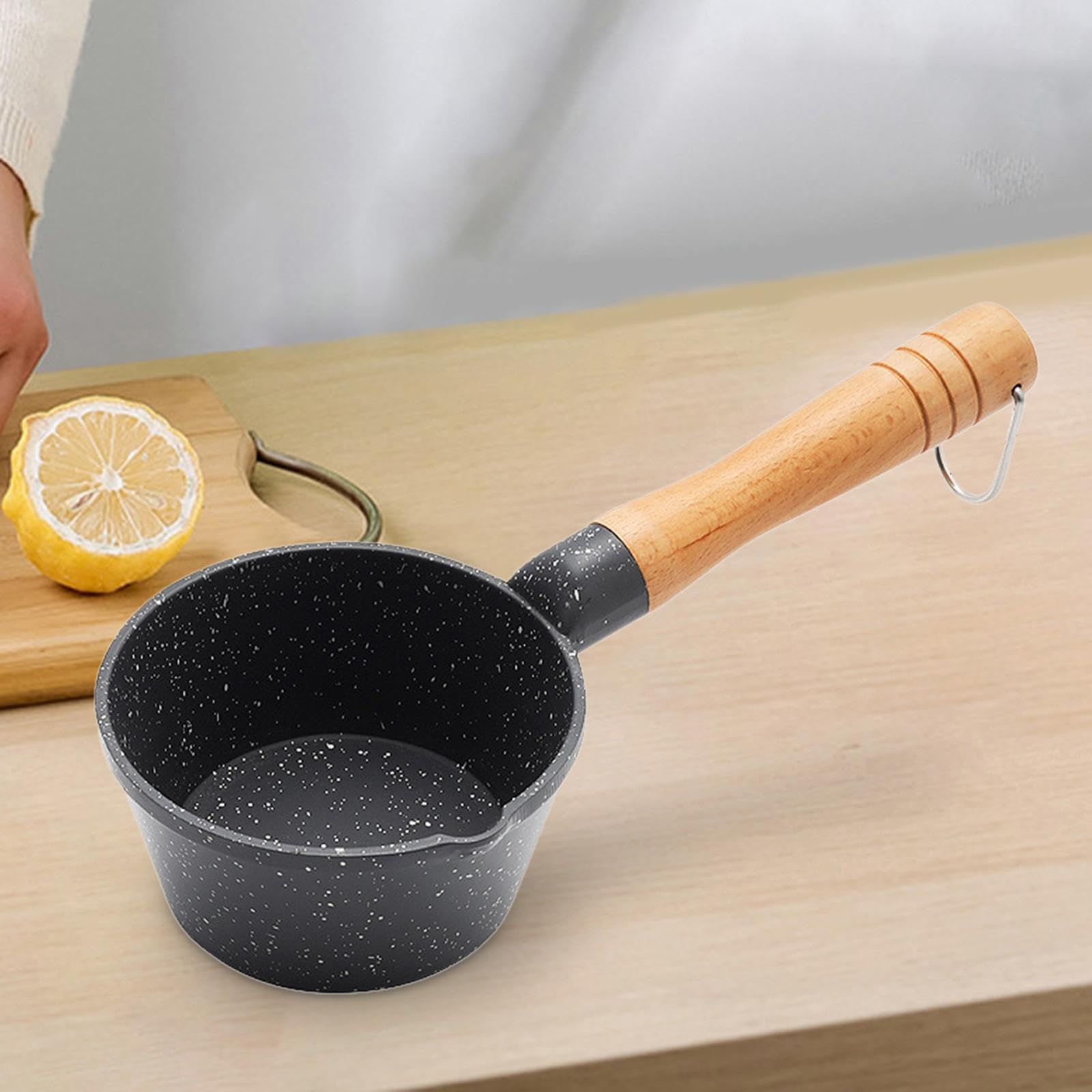 LOVIVER Pentolino per il latte piccolo, pentolino per il latte piccolo, con manico in legno, 4" per picnic a casa del ristorante, nero