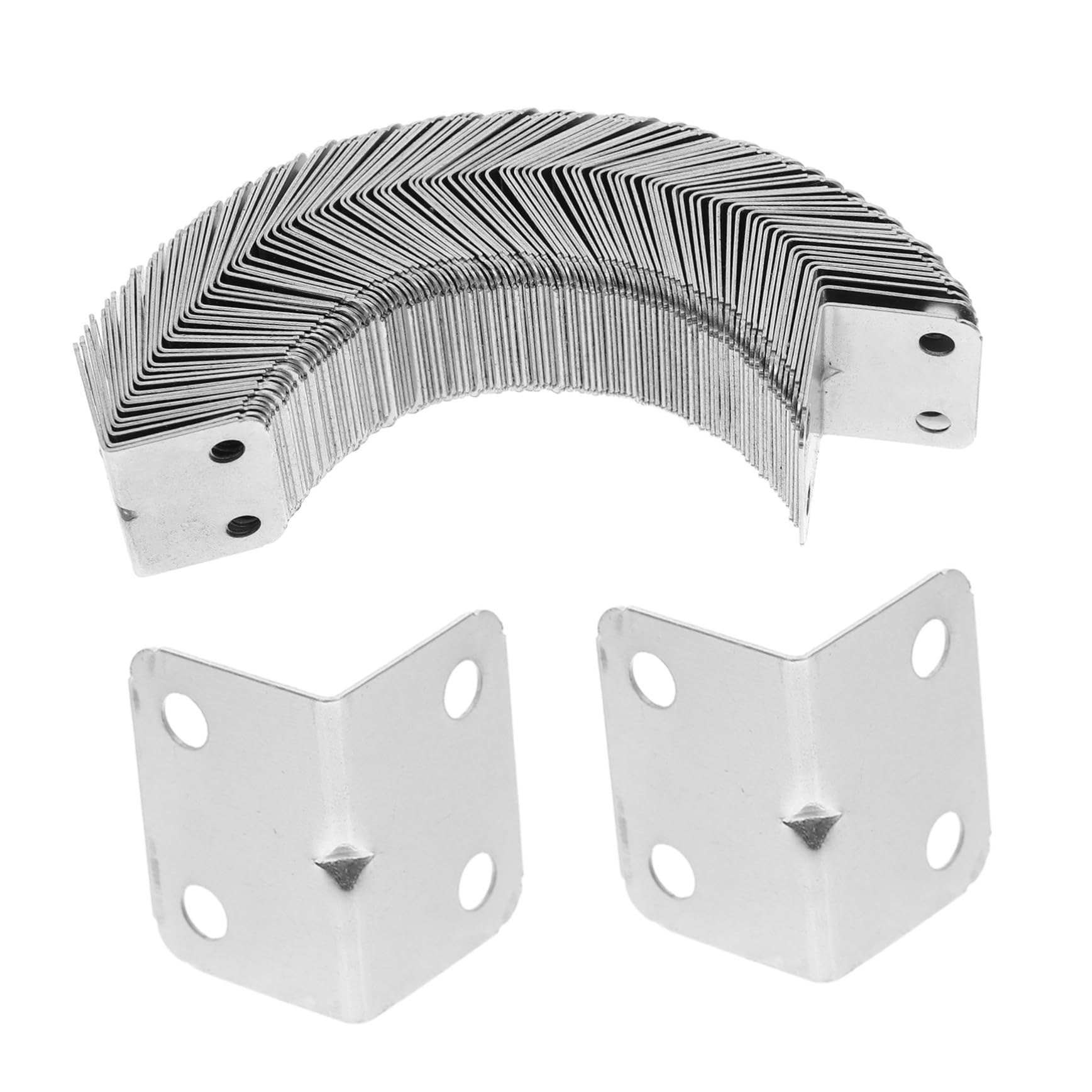 Équerres métalliques angle droit pour fixer vos étagères et stabiliser les meubles