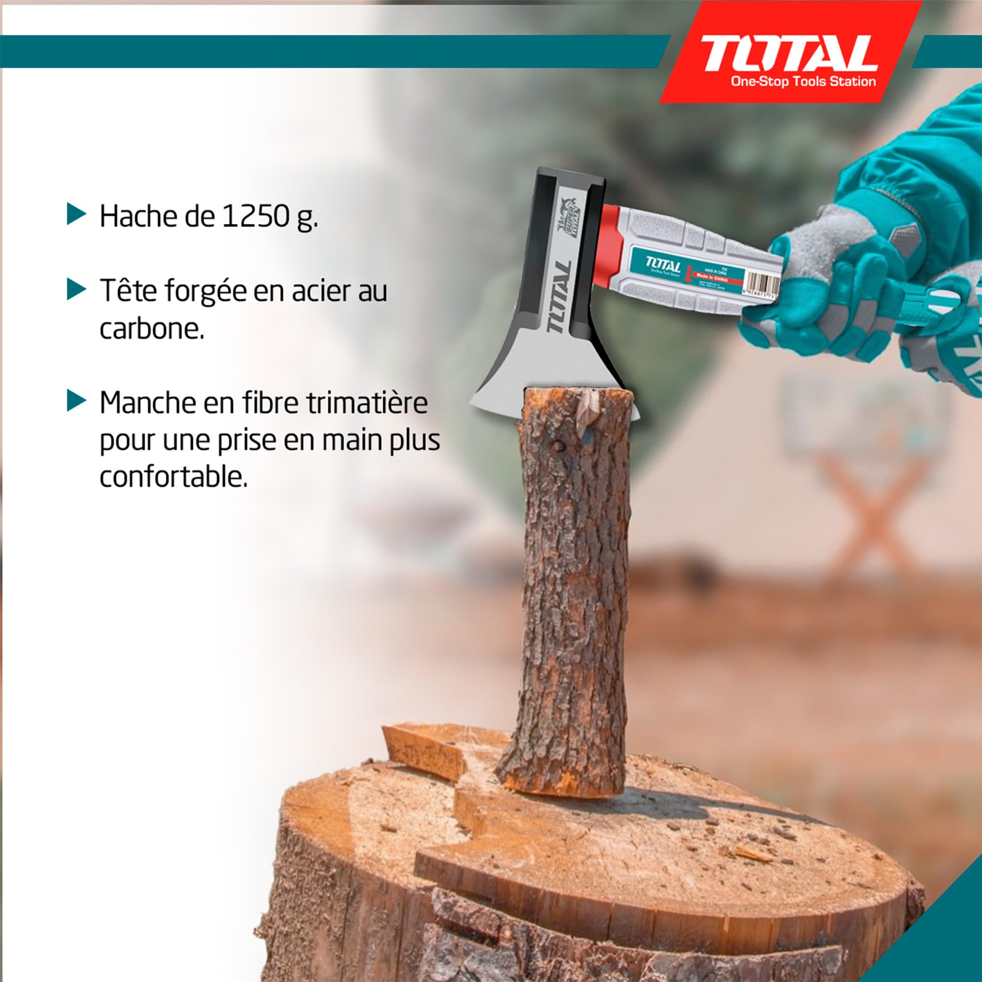 Total - Hache avec Manche en Fibre | Lame en Acier au Carbone | Prise en Main Confortable et Coupe précise | pour Bricolage, Camping et Jardinage | Poids : 1250 g