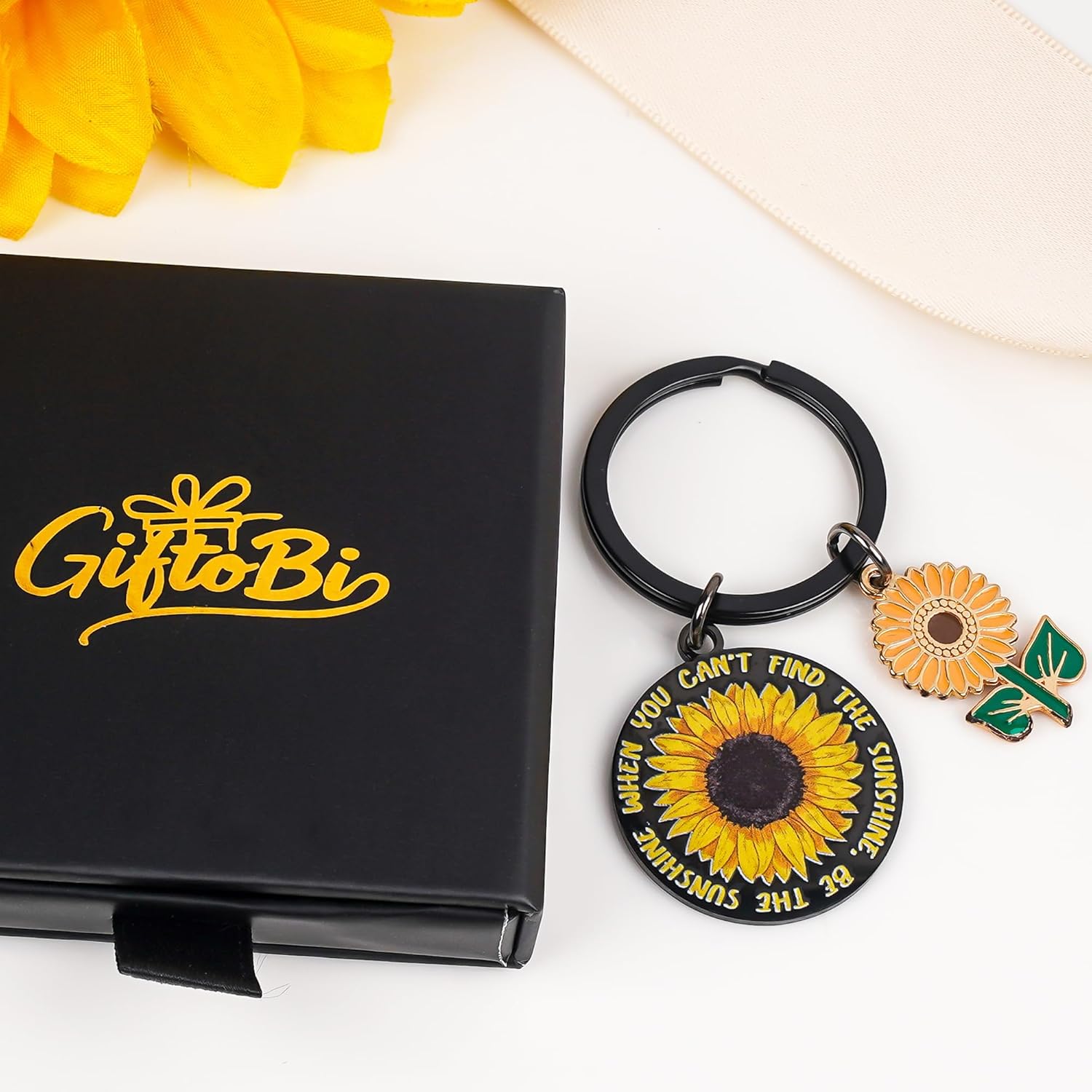 Sunflower Keychain Gifts, Inspirational Sunflower Pendant Keyring for Women Men, When You Can’t Find the Sunshine - Image 7