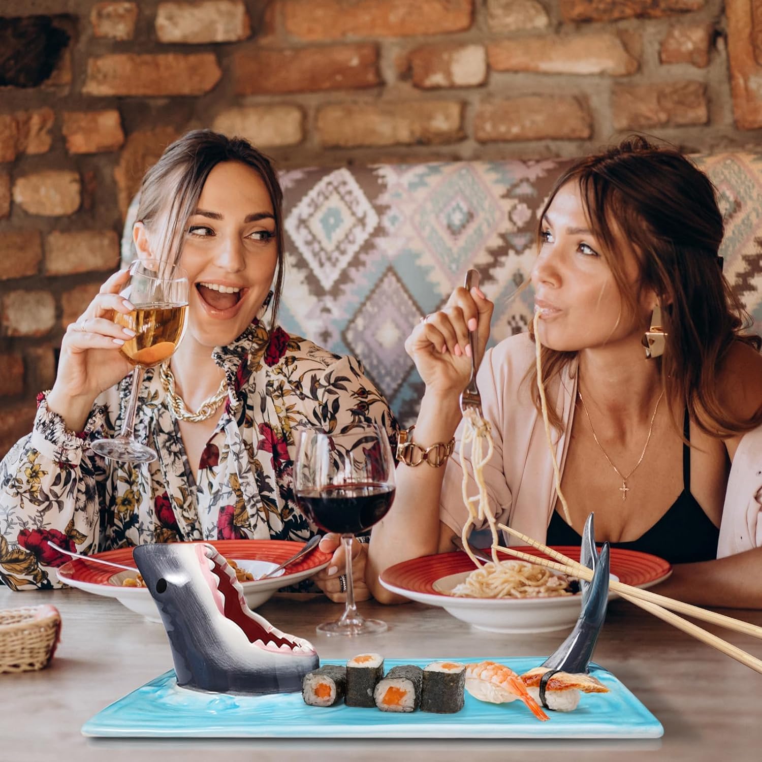Sushi Teller Shark Keramik Sushiplatte, Sushi Platte Rechteckig Keramik Frühstückstablett Sushi-Platte mit Sojasaucenschale und Essstäbchenhalter, Für Mikrowellen/ofen/Geschirrspüler