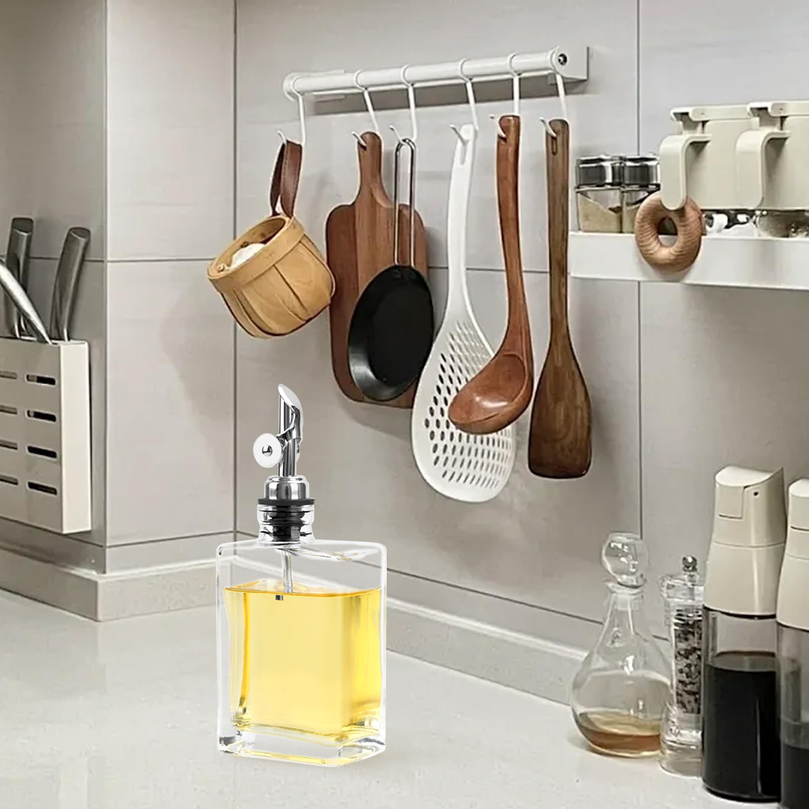 Silvery - Paquete de 4 botellas dispensadoras de aceite (2.8E + 2 ml/min, vidrio, 3.14 pulgadas de ancho x 4.92 pulgadas de alto, para adultos, reutilizables, cilíndricas, cocina, cocina,