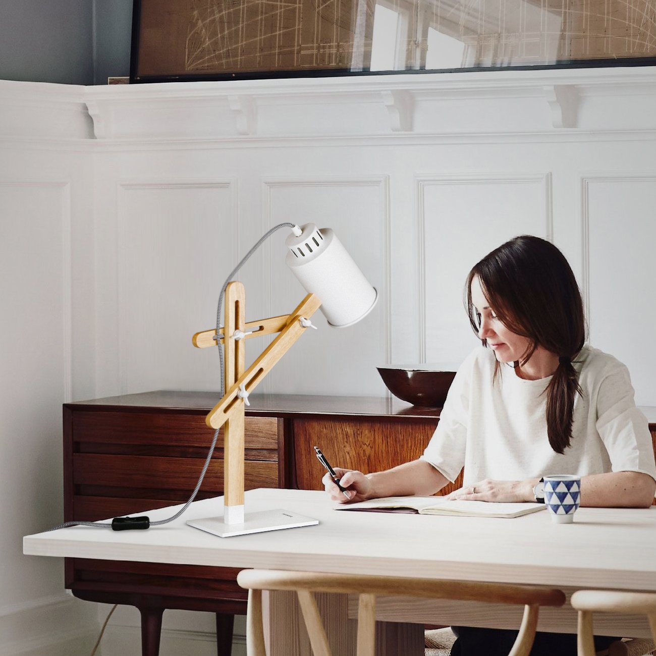 Amazon.com: tomons DL1005US-W Led Desk Lamp Wooden Multi-Angle