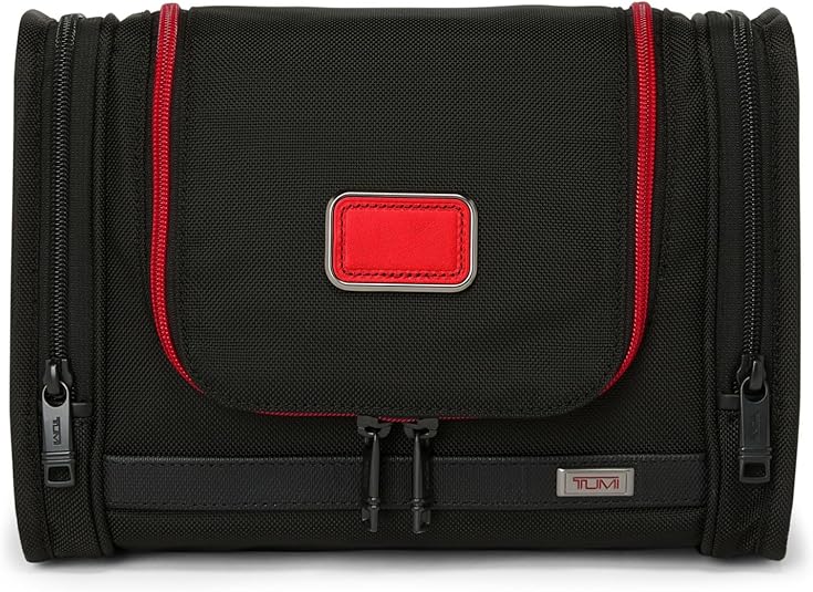 3点まとめ●TUMI ハンギング トラベルキット クラッチバッグ セカンドバッグ 3点まとめ○TUMI ハンギング トラベルキット クラッチバッグ
