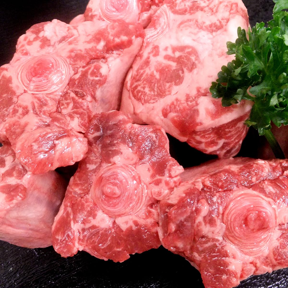 米沢牛専門店さかの 牛肉 黒毛和牛 お歳暮 高齢者 人気 プレゼント 米沢の黒毛和牛テール (煮込み・スープ用) 加熱用
