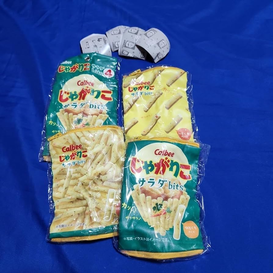 じゃがりこページ 新刊情報】Calbee（カルビー）じゃがりこ メガBIGポーチ BOOK