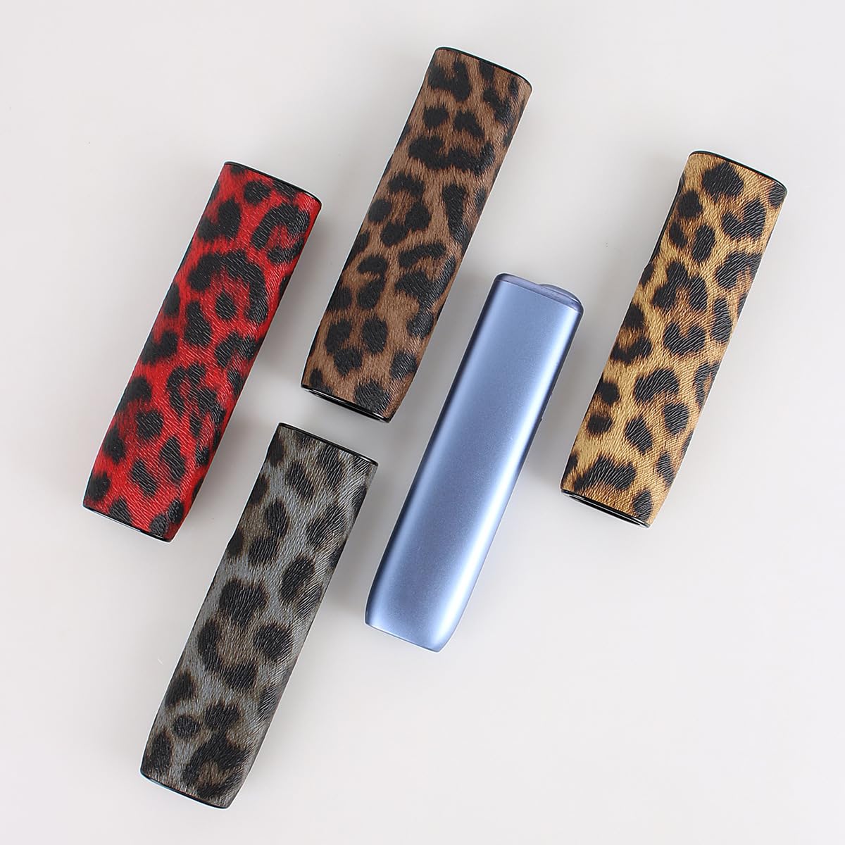 Custodia protettiva serie Leopard per ILUMA i ONE – Elegante design selvaggio | antigraffio | antiurto | Premium Feel (Red Leopard)