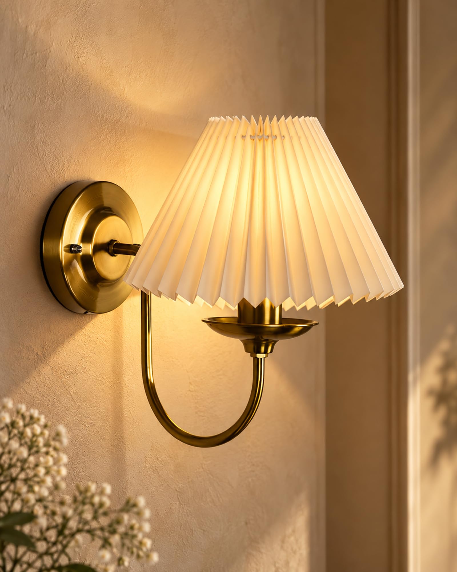 Homesake Antique Brass Wall Sconce, E27, Gold, Pleated off-white - Image 1