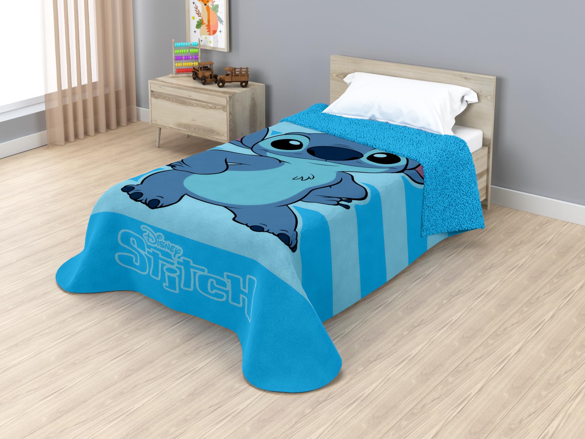 Disney Colcha Manta Sedalina Sherpa (160x250cm Cama 90cm) Licencias Oficiales | Bluey, Spider-Man, Stitch, Minnie, Mickey | Manta Infantil Suave y Cálida | Reversible con Borreguito. (Stitch Azul)