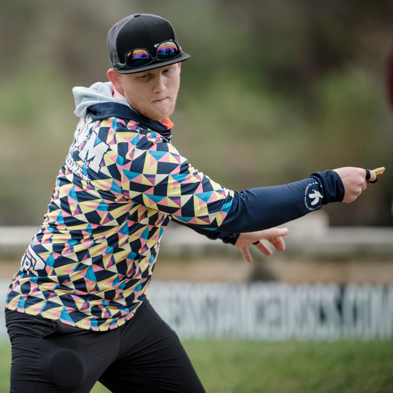 Lone Star Disc Delta 2 Middy | Overstable Disc Golf Midrange | Stiff, Grippy Base Plastic | Dependable in All Situations | Colors May Vary (170g+ (Artist Stamp))