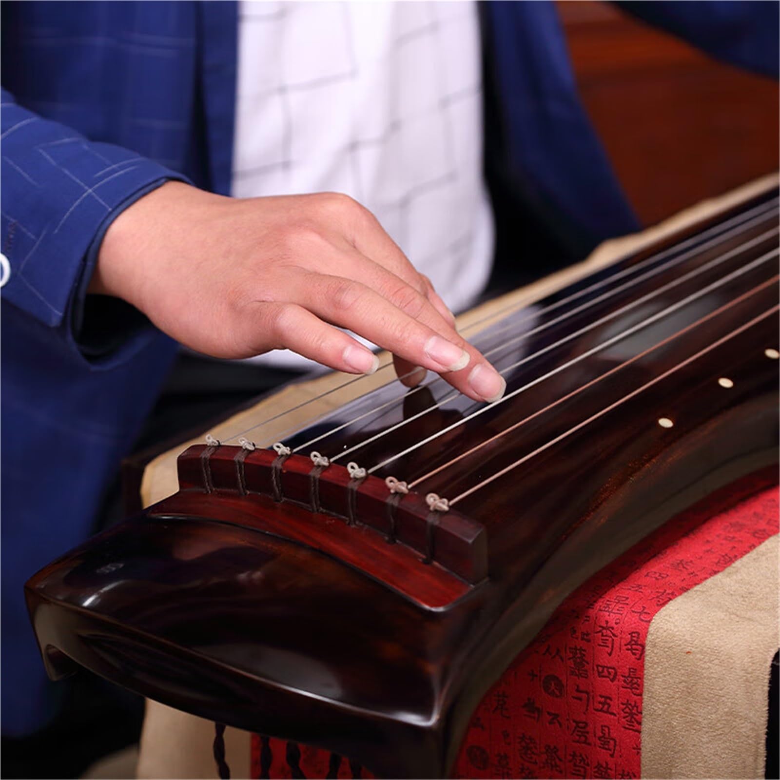 Stuletni Guqin Z Drewna Cedrowego Czysto Ręcznie Wykonany Instrument Siedmiostrunowy Guqin (chińska Cytra)