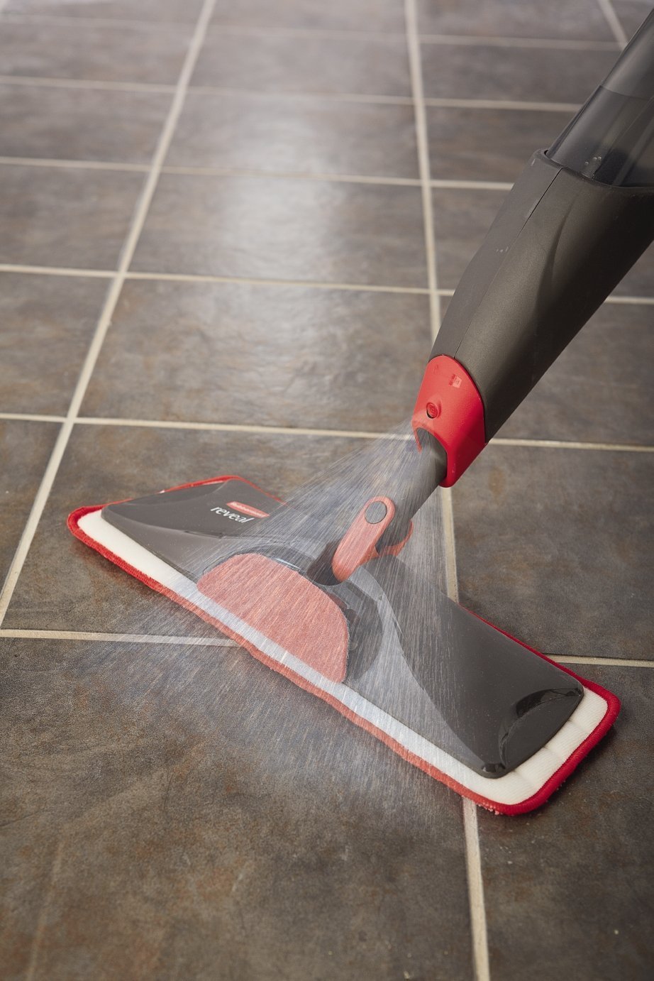 Amazon｜Rubbermaid Revealスプレーモップパックの2つのキット Bonus 