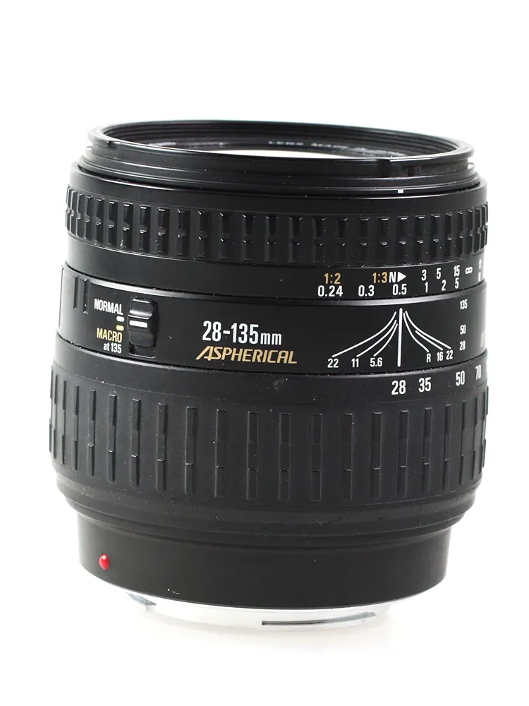 レンズ(単焦点) SIGMA HIGH-SPEED WIDE 28 F1.8 ASPHERICAL Sigma High-Speed Wide 28mm F/1.8 Aspherical II ZEN | LENS-DB.COM