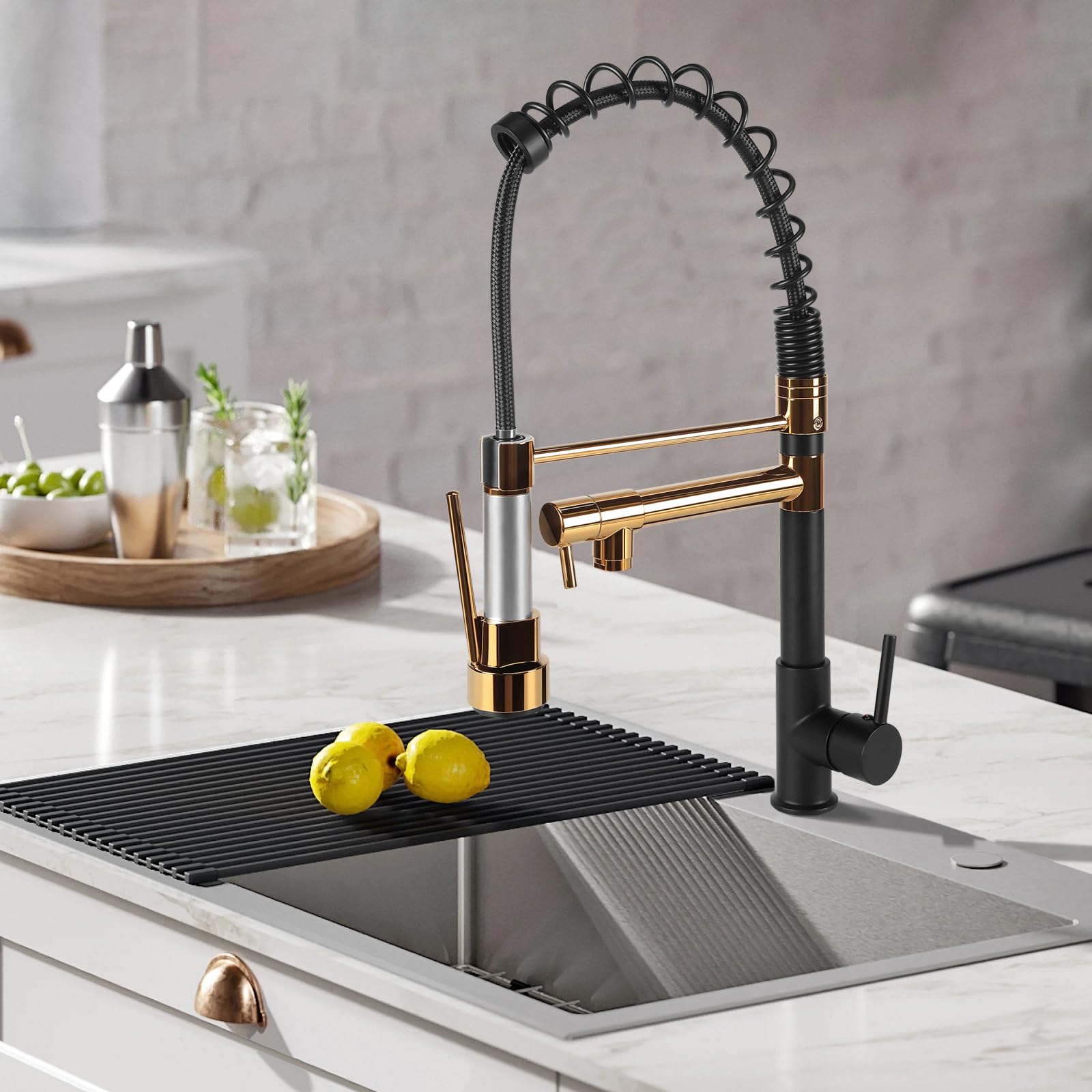 Robinet de cuisine avec douchette pivotante à 360°, avec ressort en spirale, couleur noir + jaune or