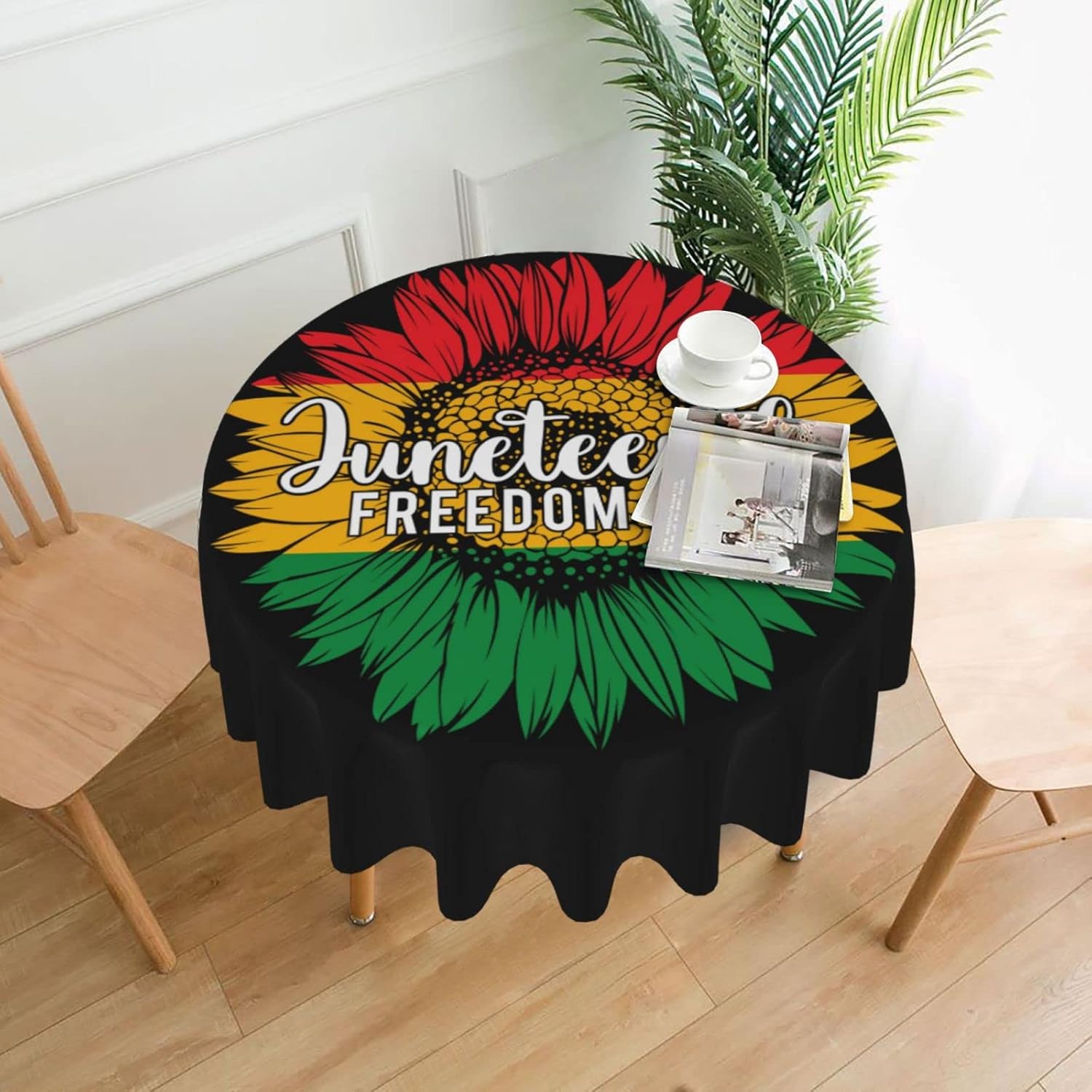 ZGVDVZ Juneteenth Day Freedom 1865 Round Table Cloth Washable Water Resistance Polyester Holiday Tablecloth Decorative Table Cover for Banquet Party Dining Room, 60 Inch