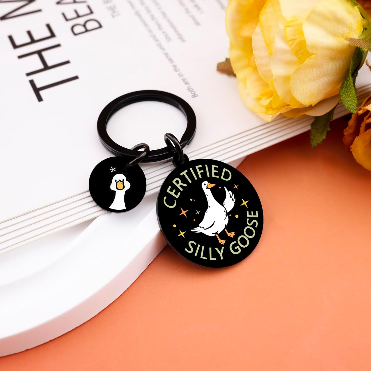 Funny Silly Goose Keychain for Teen Girls Women Men Goose Decor Funny Gag Gifts for Friends Coworkers Novelty Keychains White Elephant Gifts for Adults Stocking Stuffers for Teen Girls