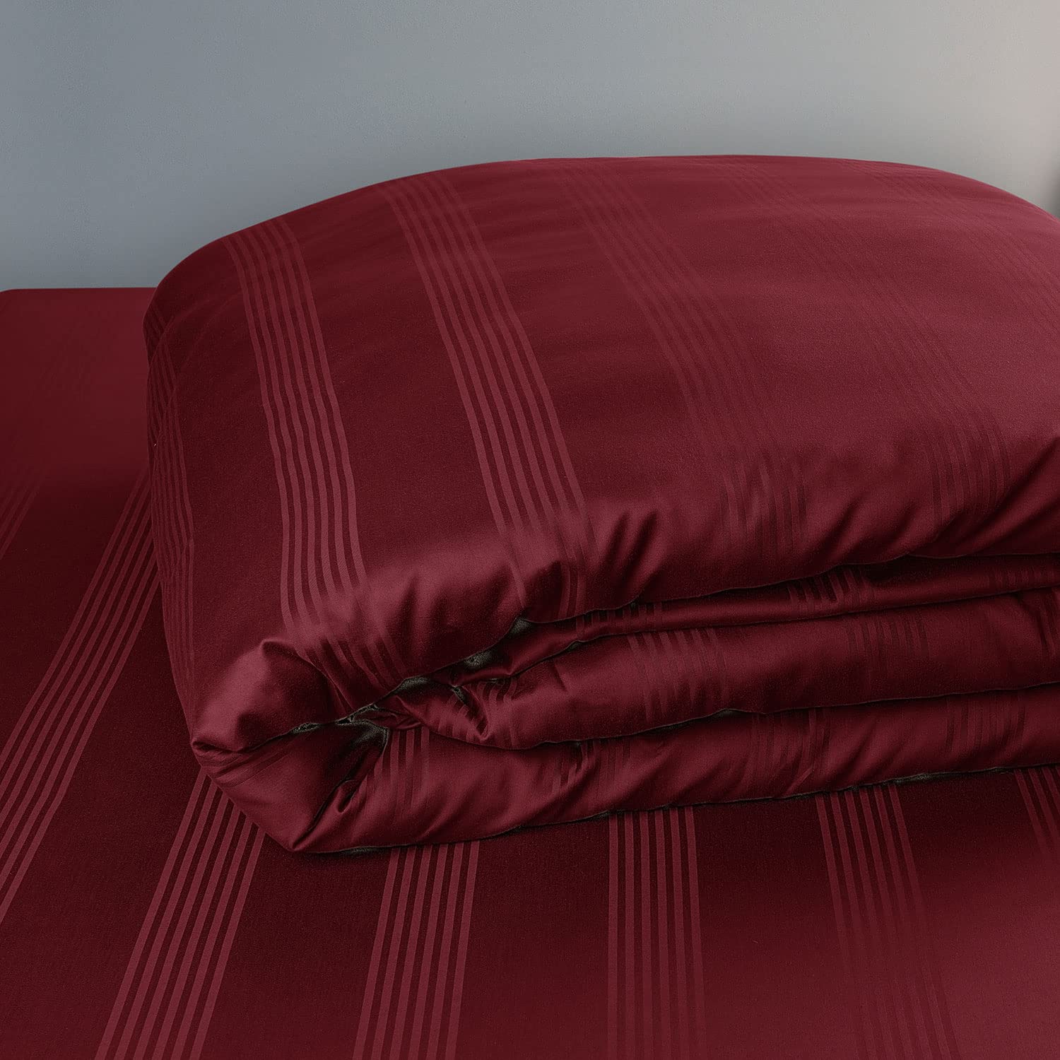 Spread Spain Cotton with Striped Design & 450 Thread Count Single Size Barcode Duvet Cover - Burgundy (60x90 inch)-image-40
