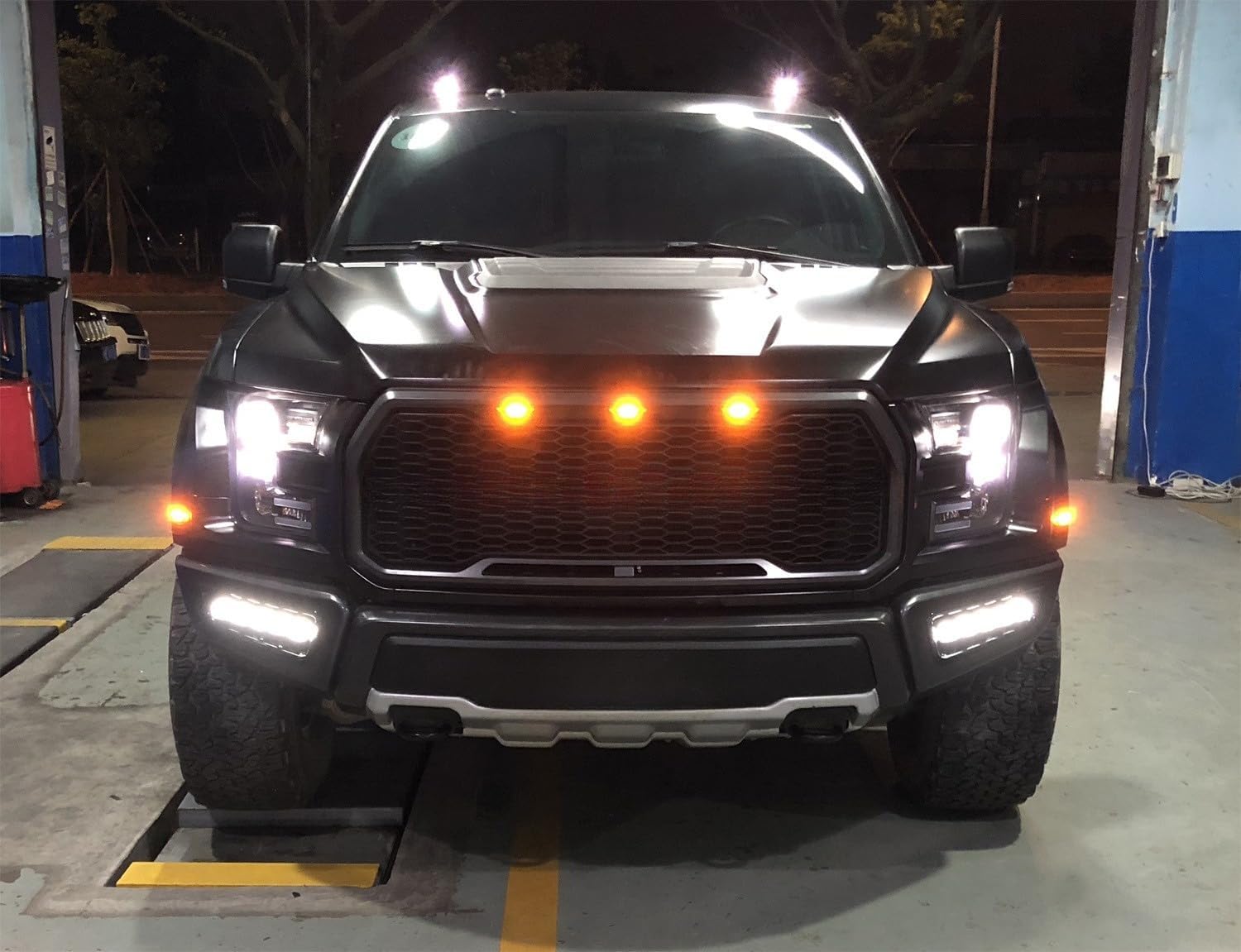 iJDMTOY White/Amber Switchback LED DRL Fog Light Kit Compatible With 2017-2020 Ford Raptor, 5-Lamp Assembly w/Turn Signal Feature