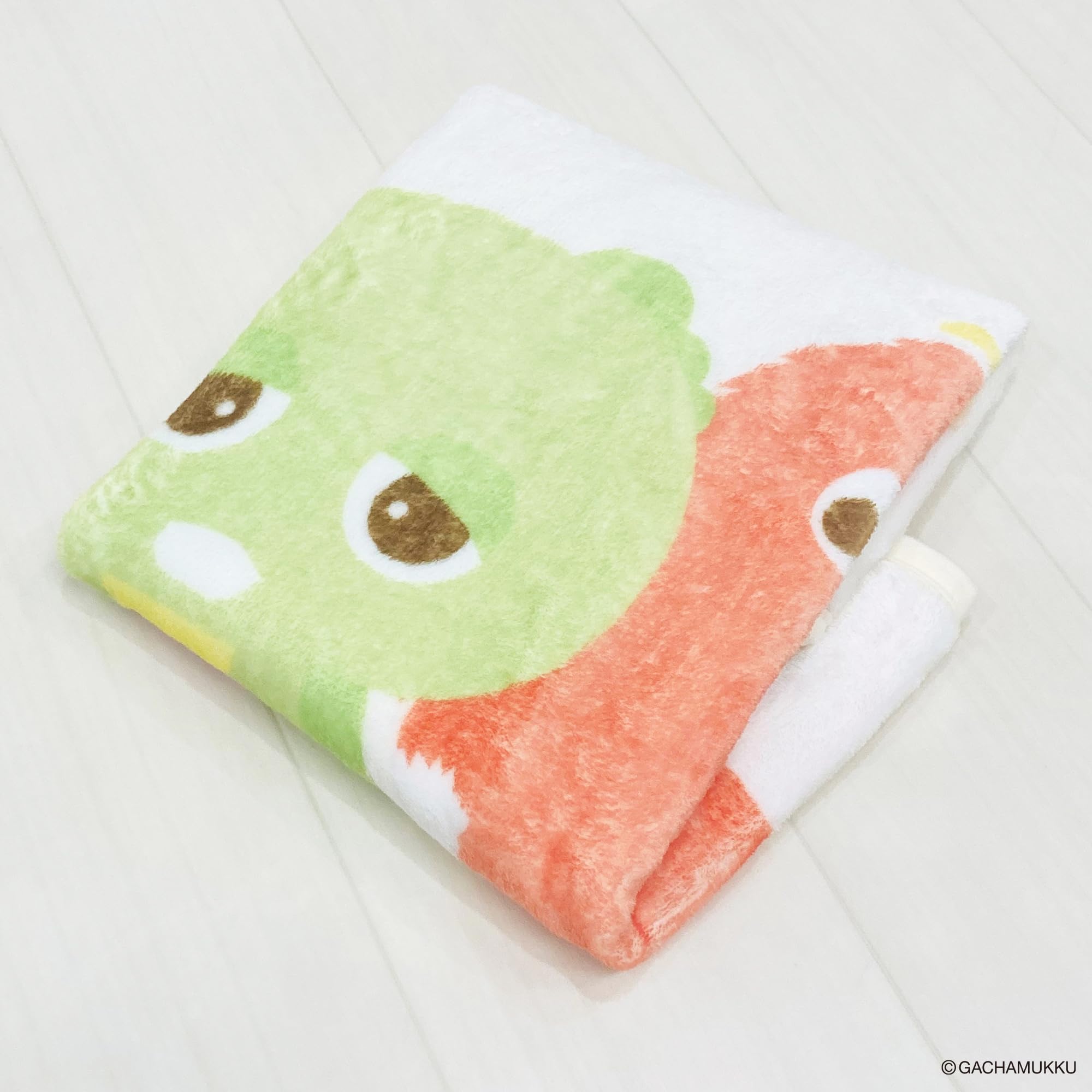 Amazon｜MORIPiLO ガチャピンムック 膝掛け ブランケット (仲良し