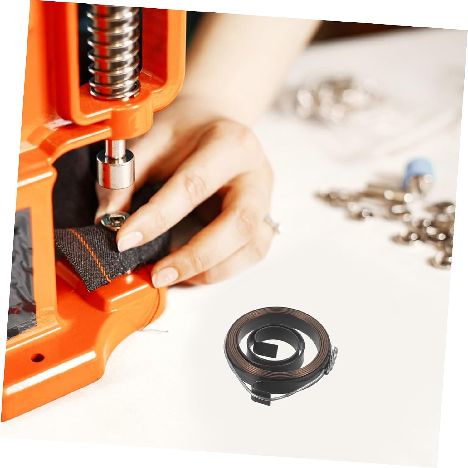 HOMSFOU Bench Drill Press Quill Spring 2pcs Return Coil Spring for Drill Press Supplies