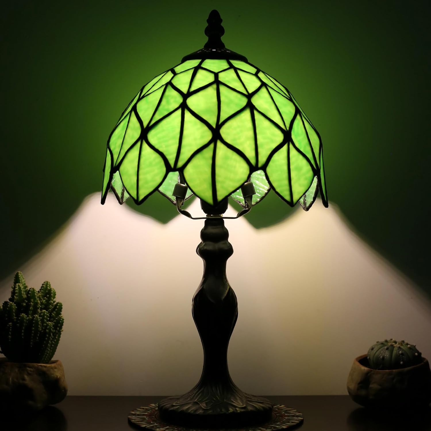 Tiffany Style Lamp Stained Glass Table Lamp 8 x 14.5 Mini Accent Light Green Maple Leaf Design Small Decorative Bedside Reading Memory Lamp