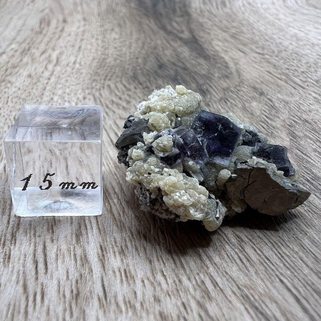 水晶 パイライト 共生 鉱物 標本 原石