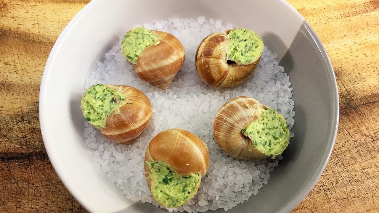 Prepared French Escargot in Shells - 12 Count - Frozen Fully Cooked Snails