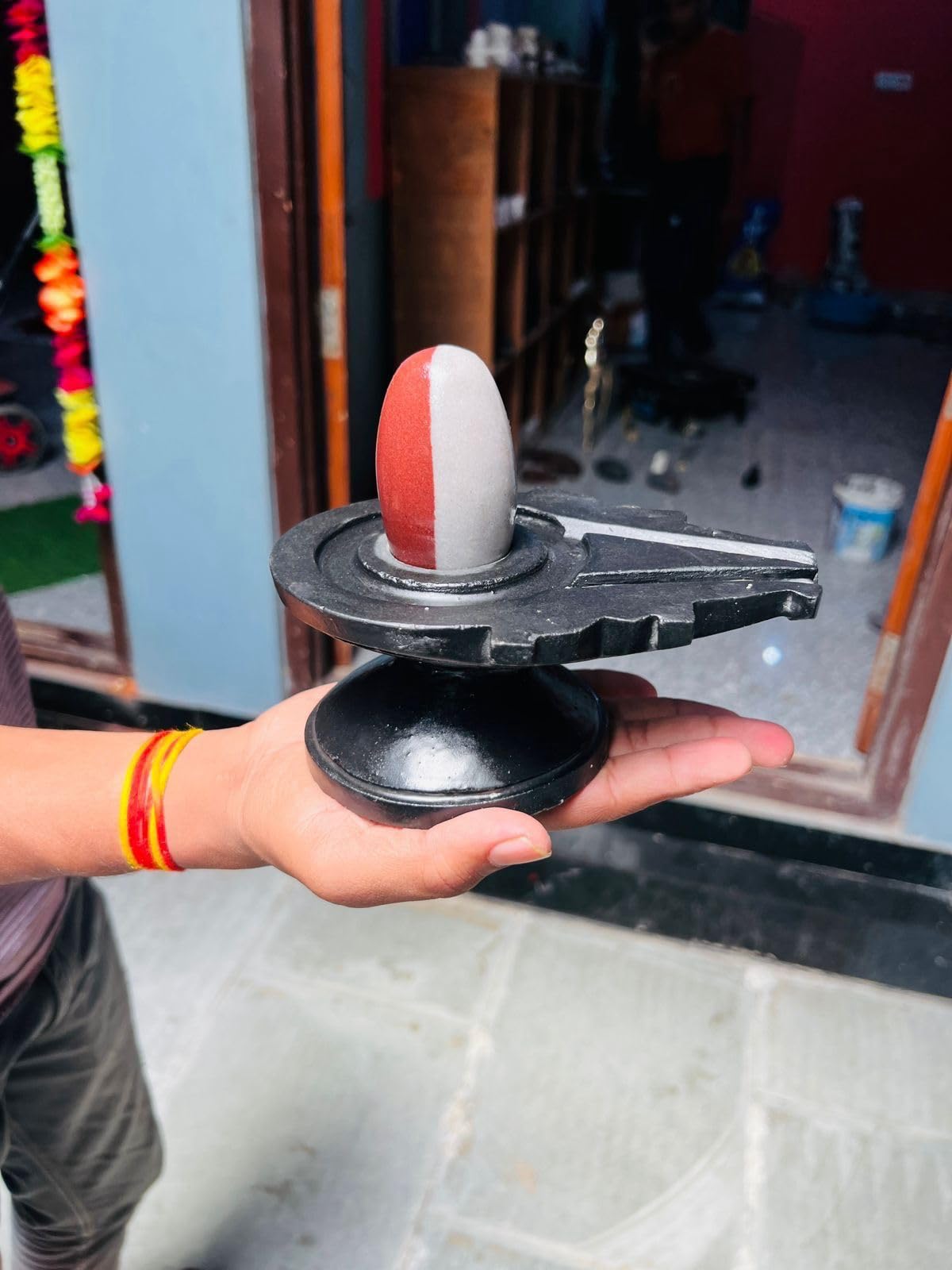 Original Narmadeshwar Shivling with Jaladhari | Natural Narmada Stone Shivling for Home Temple (Ardhanreshwar Narmadeshwar shivling, 3 Inch Shivling 6 Inch Damru Jaladhari)-picture-22