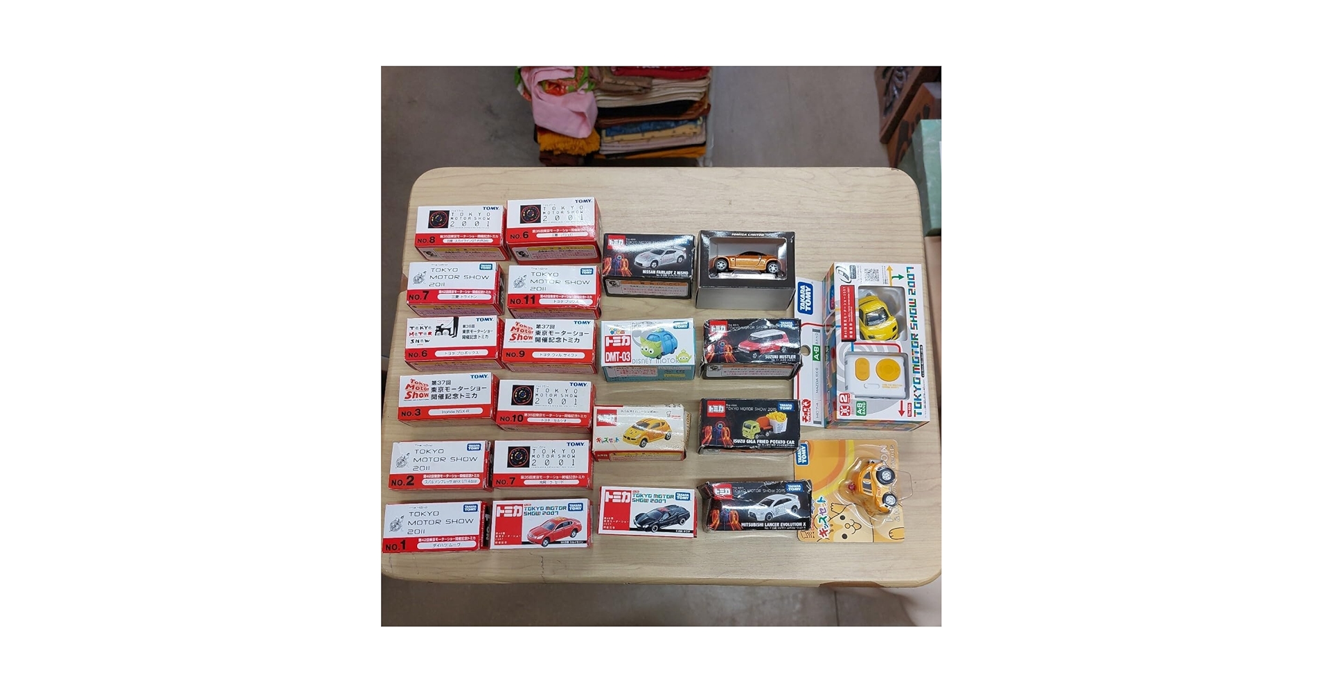 トミカ22点まとめ売り 71hHY87B5IL._UF350,350_QL50_.jpg