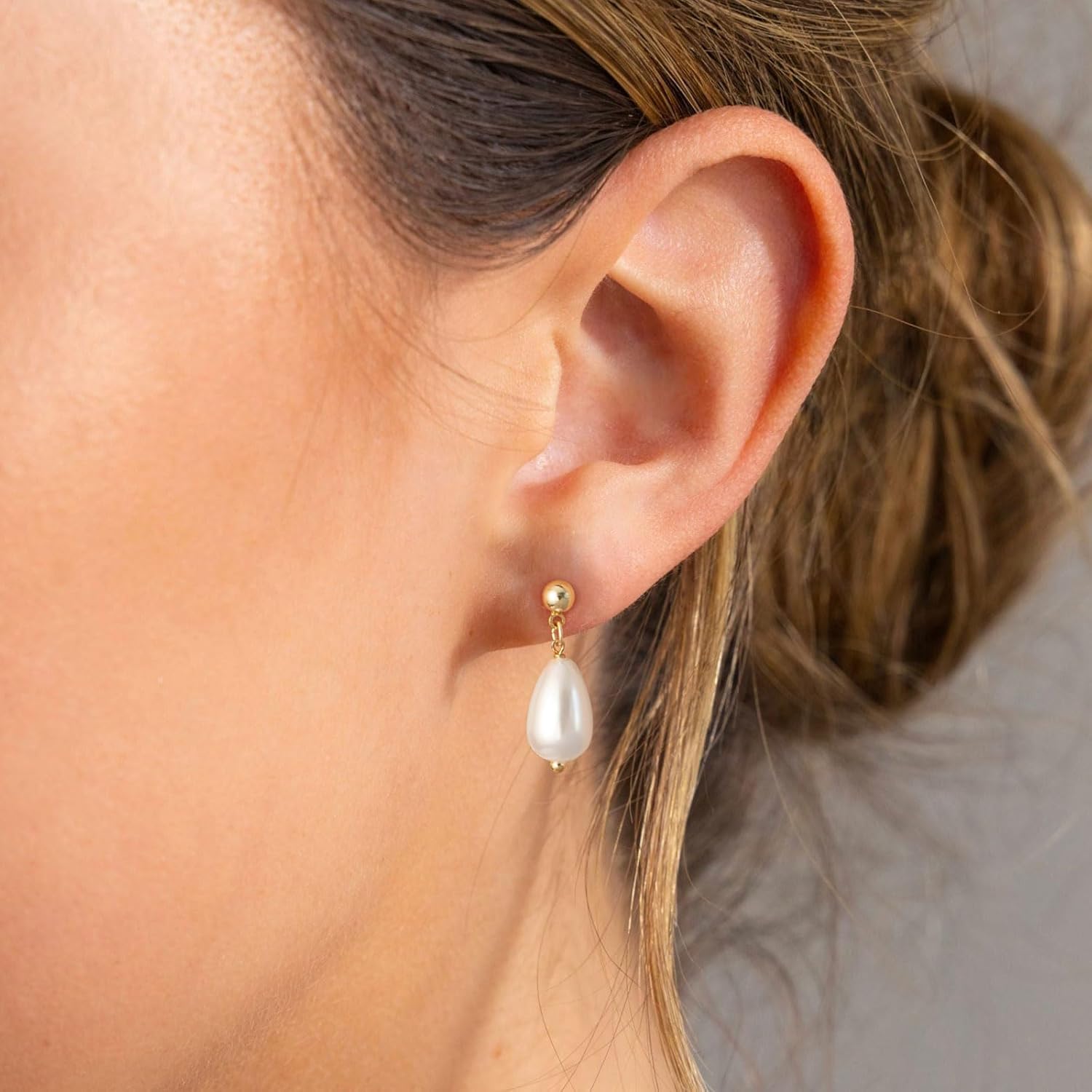 VRIUA Pearl Earrings for Women - 14K Gold Plated Dainty Pearl Dangle Earrings Small Huggie Hoop Drop Earrings for Women Trendy Gold Wedding Bridal Earrings for Women - Image 2