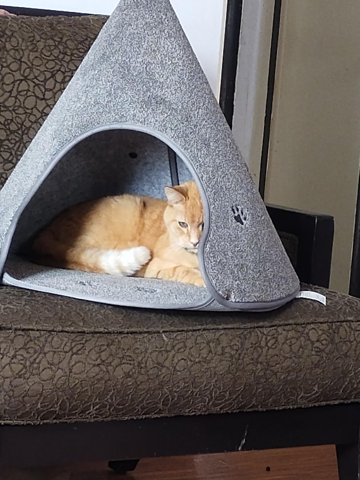 Beqhouse Cat Teepee Bed