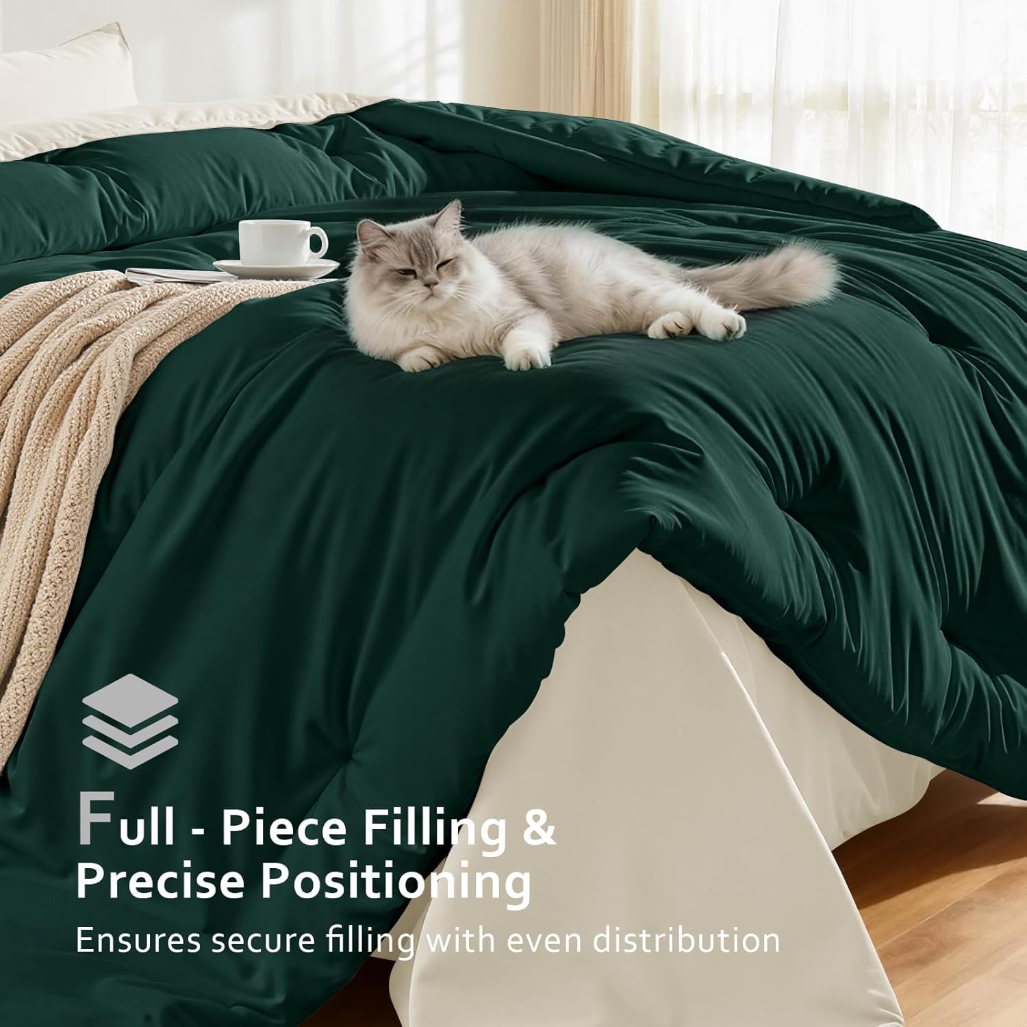 Comforters King Size, All Season Quilted Bed Comforter, Ultra-Soft Down Alternative Duvet Insert with 4 Tabs, Lightweight Bedding Blanket - Machine Washable, Emerald Green
