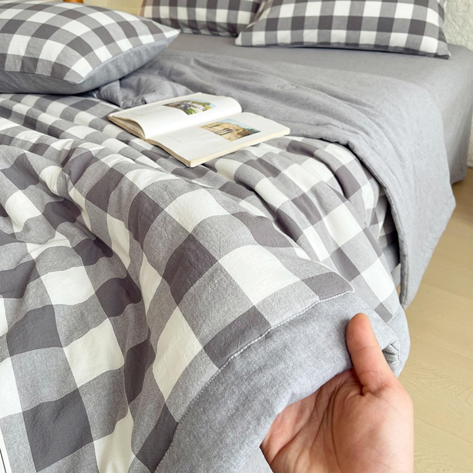 Odot Edredón Sin Funda 2.5 TOG (Blanco grisáceo,200x230cm) | Relleno Nórdico Verano Edredón Ligero y Transpirable Lavable a Máquina y Secado Rápido para las Noches Cálidas de Verano