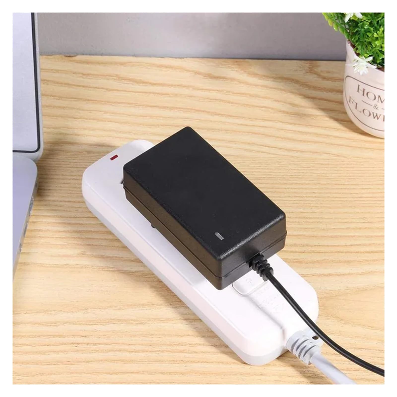 Chargeur Secteur UE/US 4S 16,8 V 2 A For Batterie Lithium 18650 14,4 V Série 4 ; Chargeur Mural 110 V-240 V(AU)