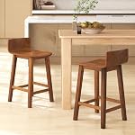 Ensemble de 2 tabourets de bar en bois massif de 24,5 po pour îlot de cuisine COSTWAY, Brun | Chaises de hauteur de comptoir avec dossier bas et repose-pieds, tabourets de bar en bois sans accoudoirs de style ferme pour salle à manger, café, petit-déjeuner