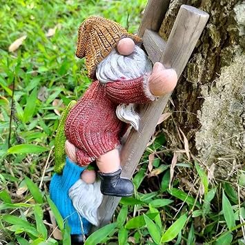 ZEshops Garden Gnome Climbing Ladder Statue Funny Resin Yard Decor Figurine for Outdoor, Lawn, Patio, Tree, Balcony, Porch Ornaments