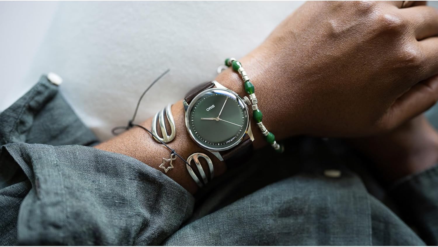 ORIS(オリス) アートリエS 38mm Artelier S メンズ レディース 腕時計 ウォッチ 自動巻き 革ベルト グリーン文字盤 緑 01 733 7762 4057-07 5 20 70FC 国内正規品 Amazonで販売中 ORIS(オリス) アートリエS 38mm Artelier S メンズ レディース 腕時計 ウォッチ 自動巻き 革ベルト グリーン文字盤 緑 01 733 7762 4057-07 5 20 70FC 国内正規品 Amazonで販売中