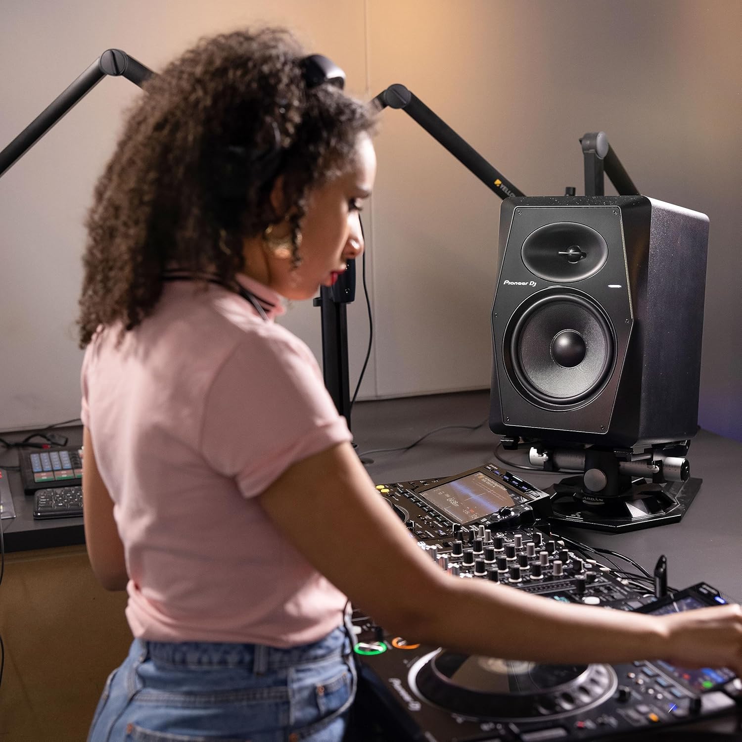 Amazon | Pioneer DJ アクティブスピーカー VM-50 (5.25inch/1台