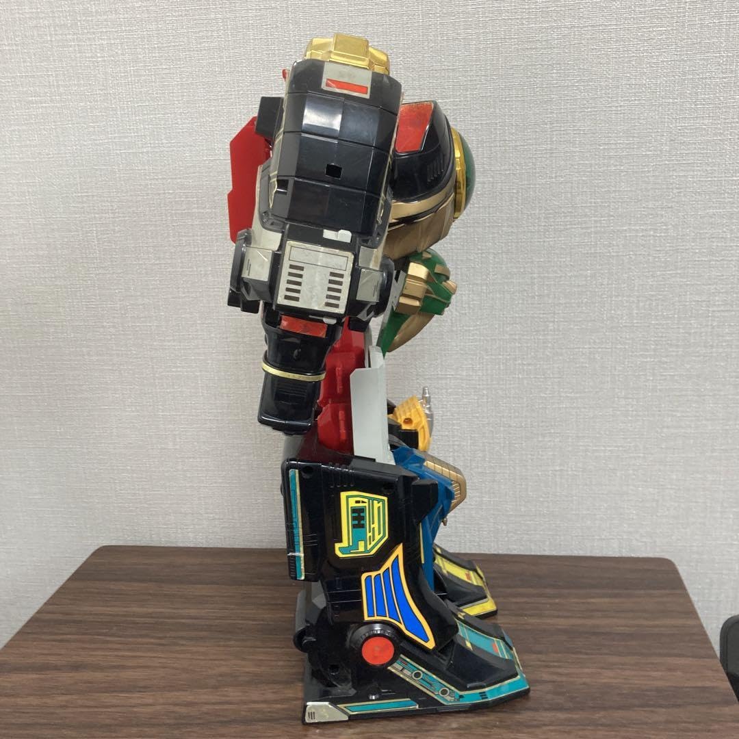 BANDAI 大連王 フィギュア Amazon.co.jp: 戦隊職人 五星戦隊ダイレンジャー 大連王 DX