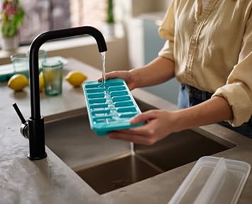 Joseph Joseph Flow - Easy-fill Ice-cube Tray with Lid, Stackable, Large 14 cube capacity (2-pack), Blue