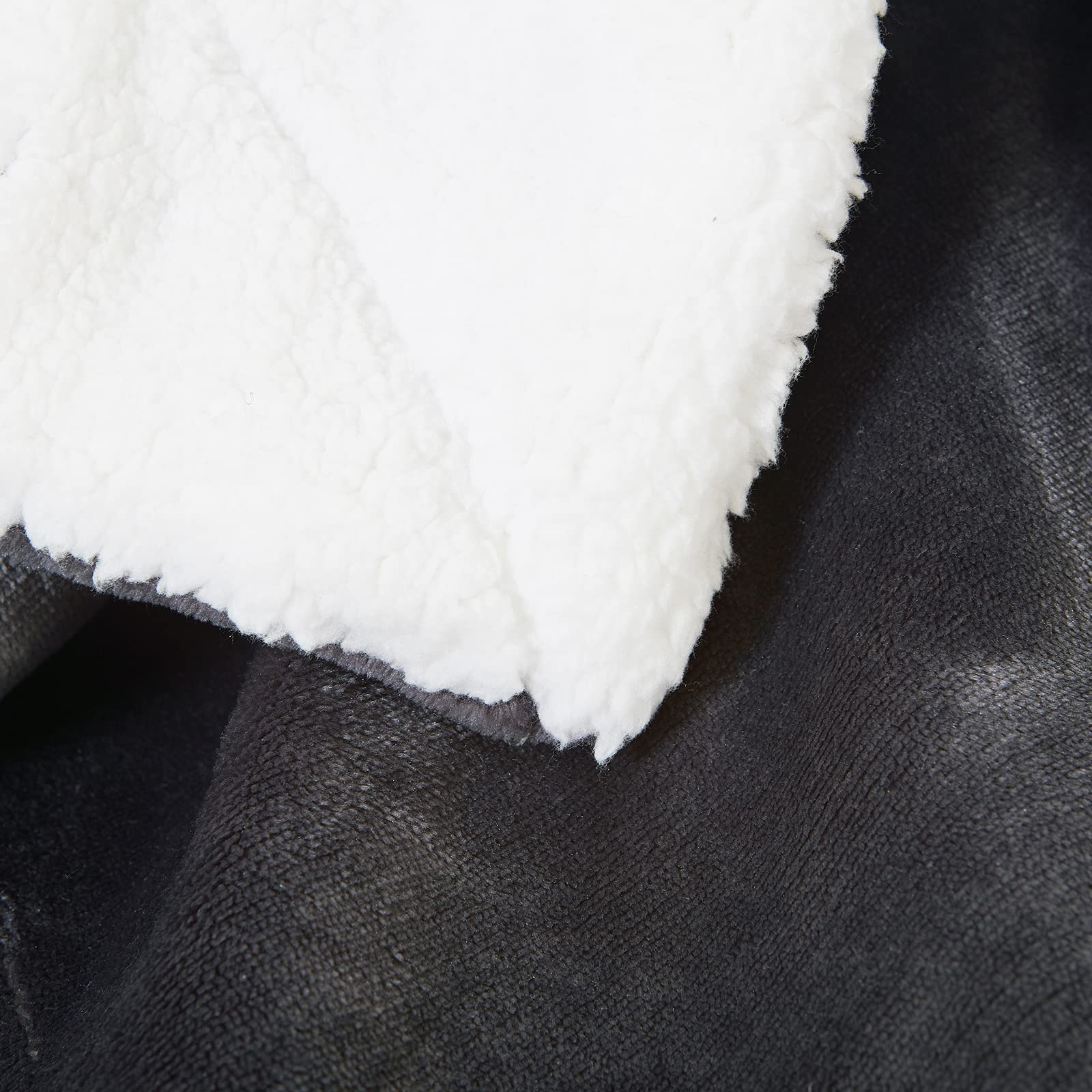 SOCHOW Coperta Plaid in Pile Sherpa, Grigio Scuro 220 x 240 cm Coperta di Peluche Super Morbida e Lussuosa a Doppio Strati