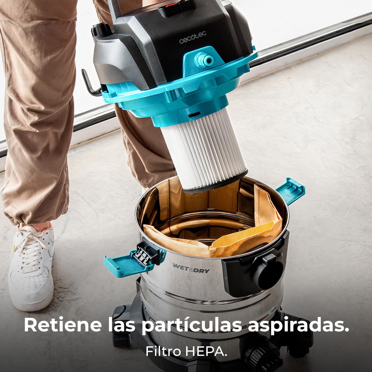 Cecotec Aspirador Sólidos, Líquidos, Tapicerías y Alfombras con Cable Conga CarpetClean 20000 MAX. 1400W, 22Kpa, Depósito Agua Limpia 4L y Sucia 20L, Filtro HEPA, Radio de Acción 7m