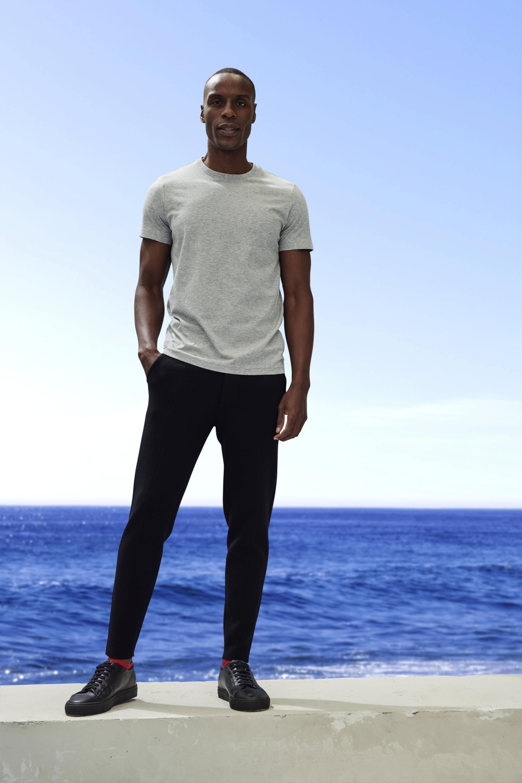 Falke Basic Round Neck M S/S SH Algodón Suave Manga Corta Cómoda Ligera Camiseta Hombre (Pack de 1)