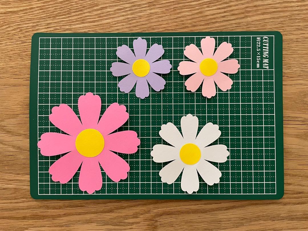 Amazon.co.jp: 壁面飾り コスモス 秋桜 こすもす 装飾 セット 幼稚園