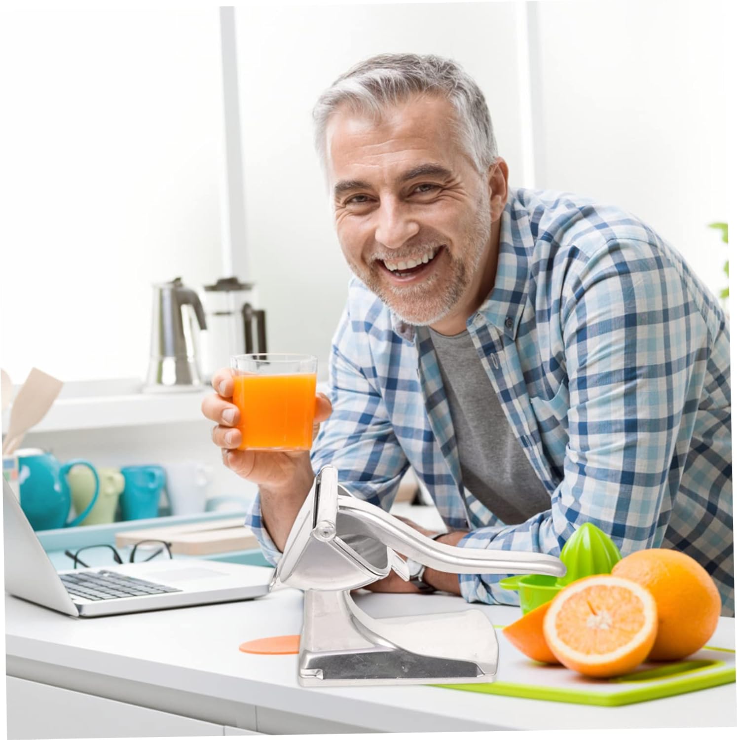 Luxshiny Aluminum Alloy Hand Citrus Extractor Tool Manual Fruit Juicer with Stable Base Portable Lemon Squeezer for Fresh Juice Press for Home and Professional Use