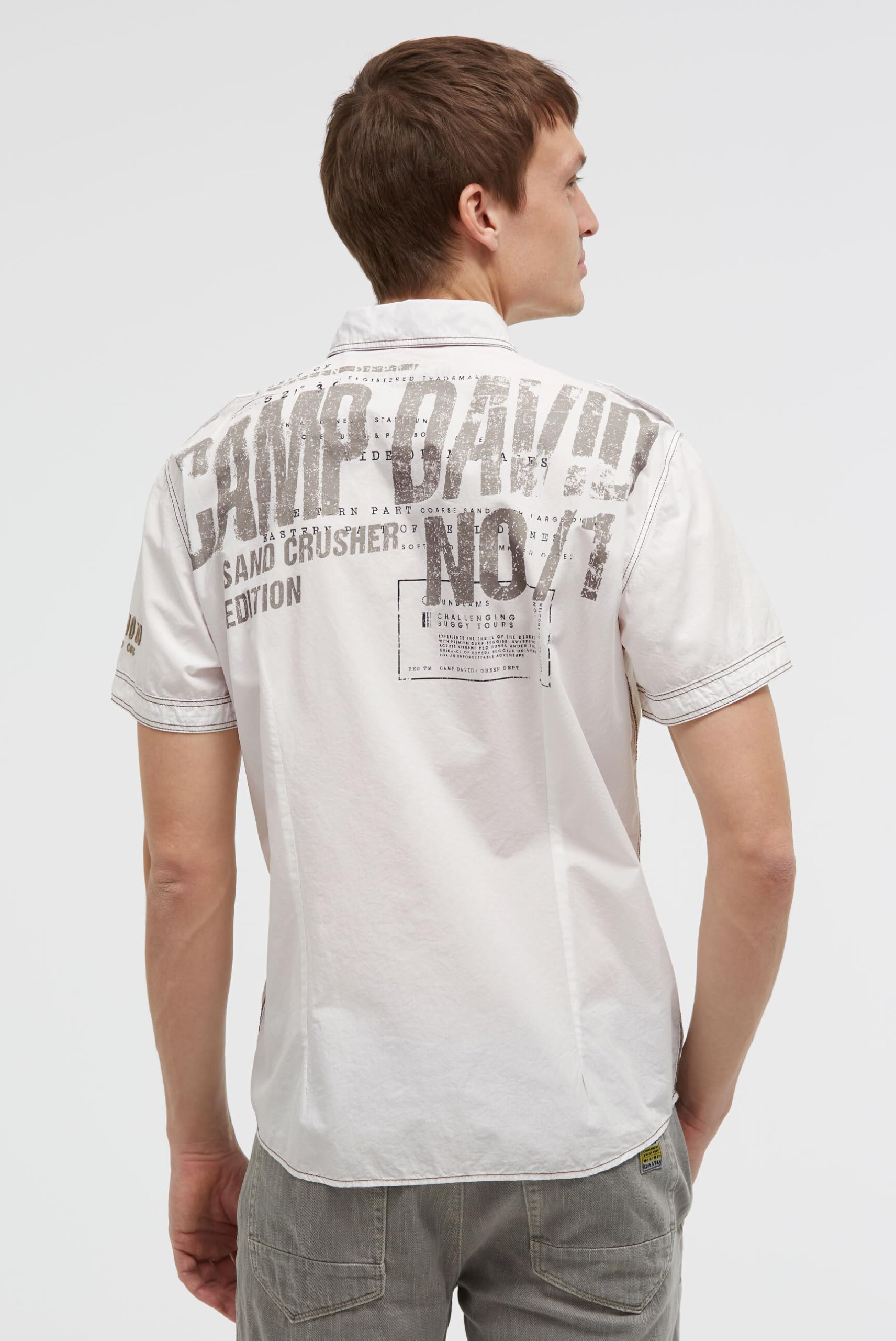Camp David Herren Hemd mit Back-Print, Brusttasche und Stickereien