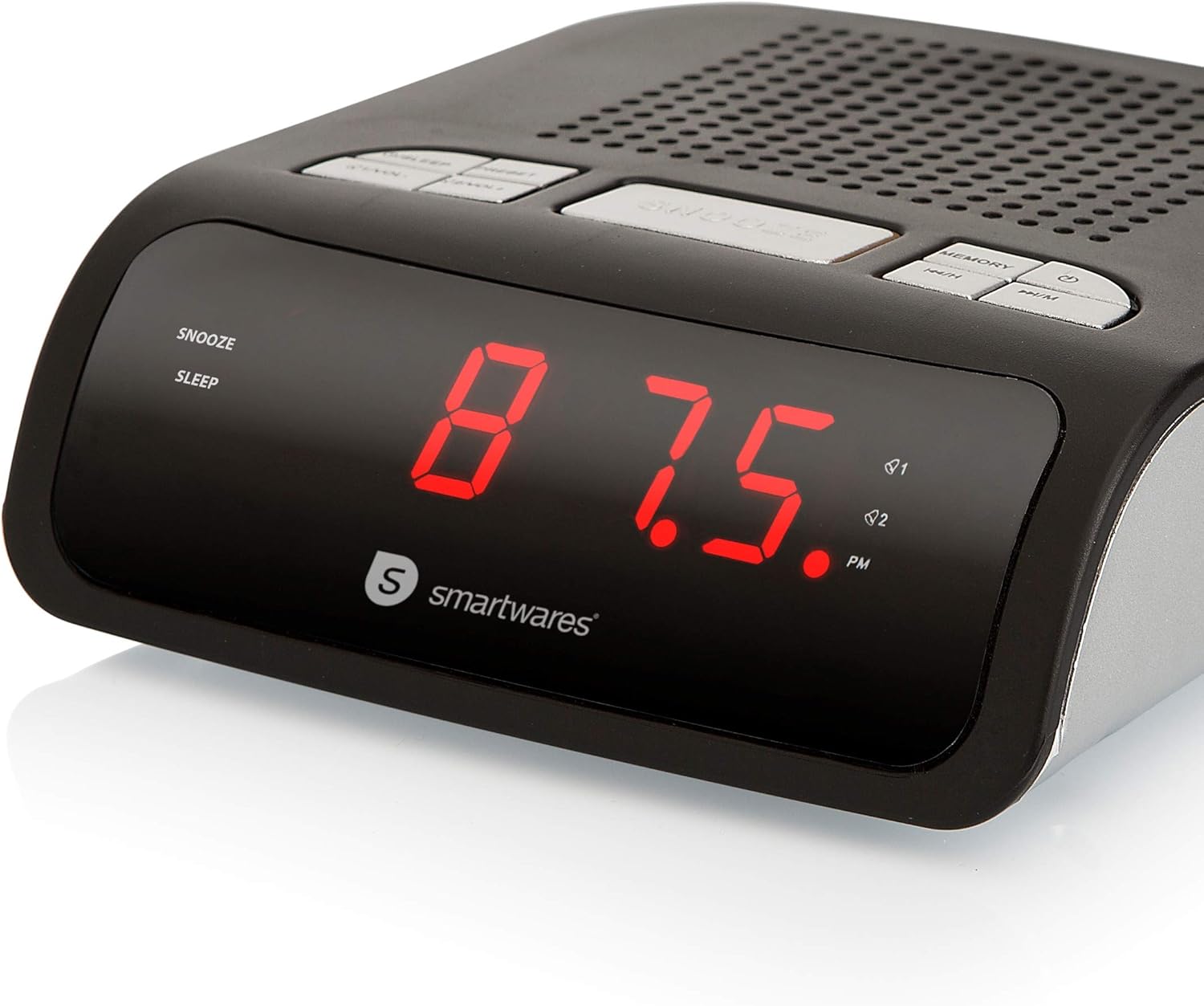 Smartwares CL-1459 Radio Alarm Clock display showing FM frequency